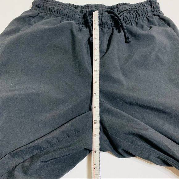 Reebok Classics S Vector black track pants - Picture 6 of 8